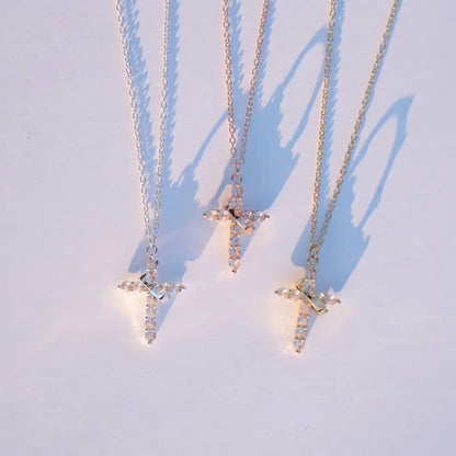 💎✝️ Crown Cross Necklace – Wear Your Faith with Grace & Confidence 👑